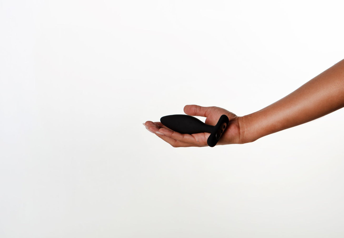 Je Joue Vesta Vibrating Butt Plug
